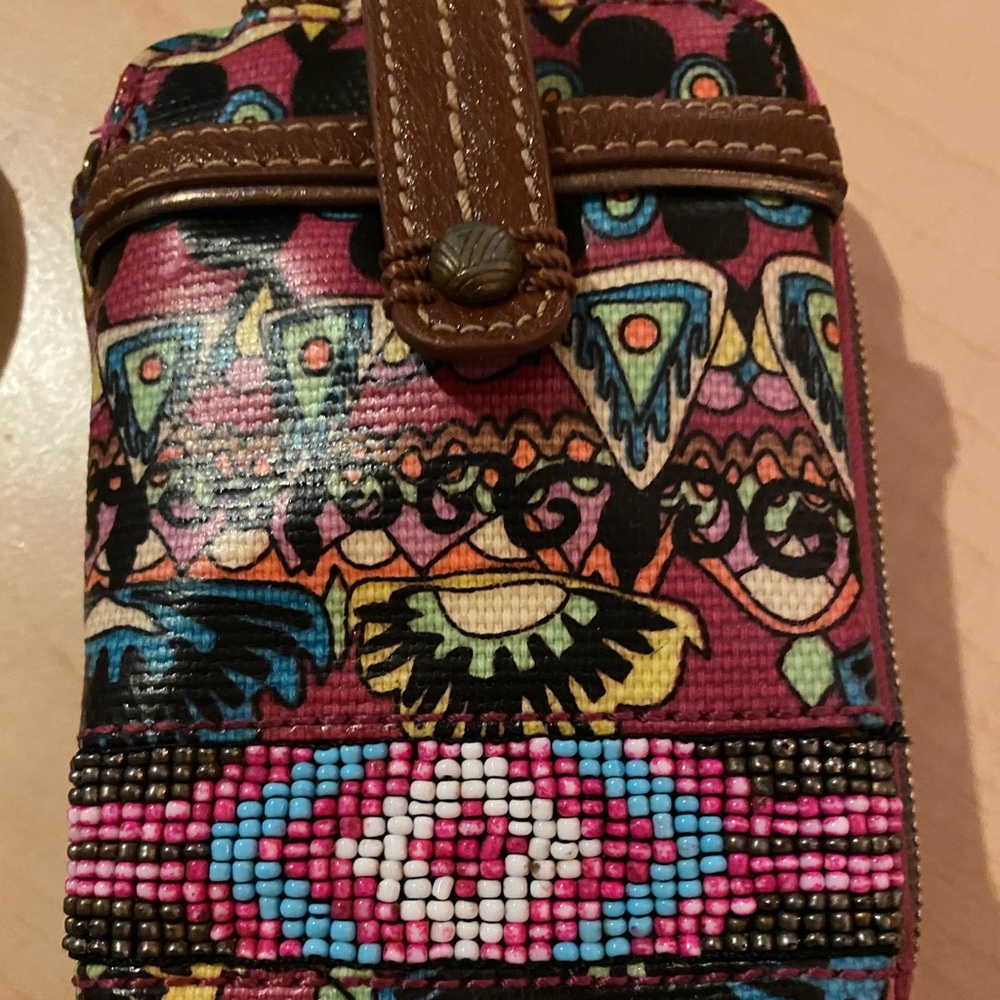 SaKroots crossbody with seed beads